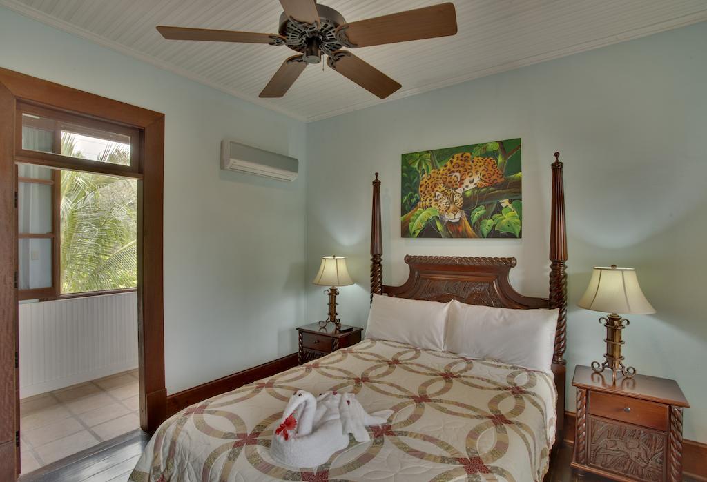 Mahogany Hall Luxury Boutique Resort San Ignacio Εξωτερικό φωτογραφία