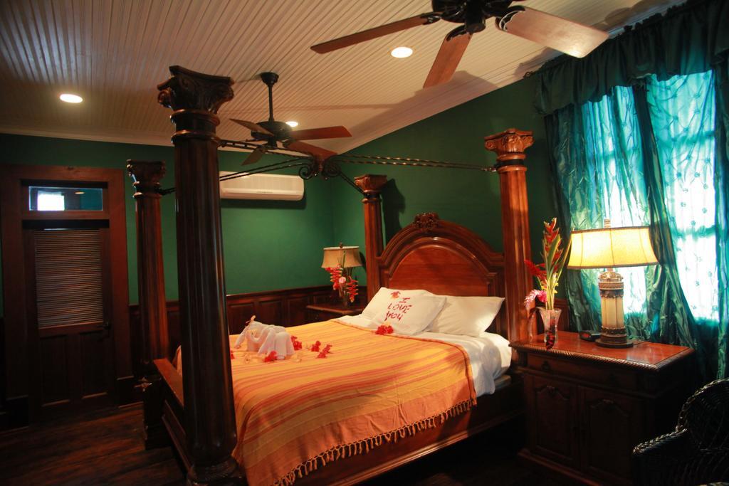 Mahogany Hall Luxury Boutique Resort San Ignacio Εξωτερικό φωτογραφία